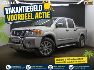 Nissan TITAN