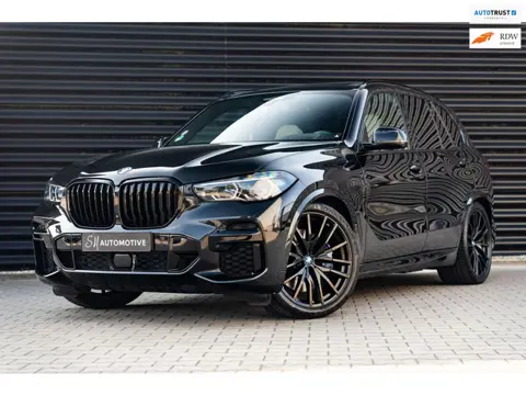 BMW X5 XDrive45e High Executive / LASER / M PAKKET / HUD / PANO / LUCHTVERING / B&W