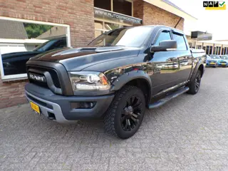 Dodge Ram 1500 5.7 V8 4x4 Quad Cab 6'4