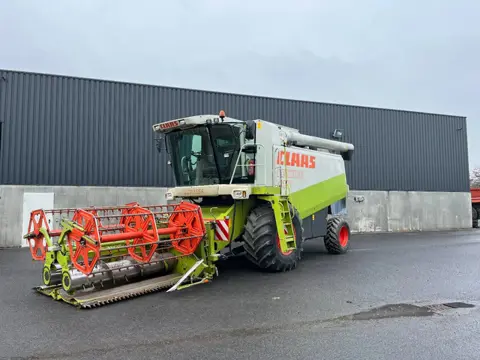 Claas Lexion 410 (bj 2001)