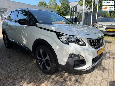 Peugeot 3008 1.2 PureTech Allure Parelmour wit, leder, clima, cruise, alec pakket 45.000 km, nwe rie