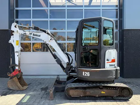 Bobcat E26 (bj 2016)