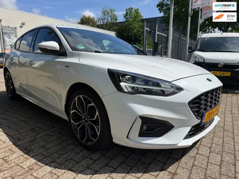 Ford Focus 1.5 EcoBoost ST Line Business 182 pk 1e eigenaar, navi, camera, adaptive cruise, elec pak