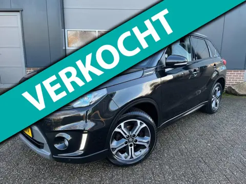 Suzuki Vitara 1.6 High Executive-Panorama-Carplay-Cruise-Trekhaak-Stoelverwarming!
