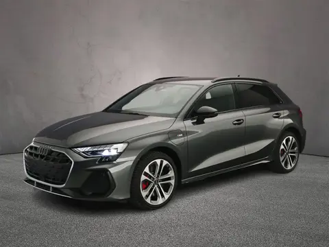 Audi A3 Sportback 45 TFSI e 272PK S edition Competition | Trekhaak | Adaptieve Cruise | Apple/Androi