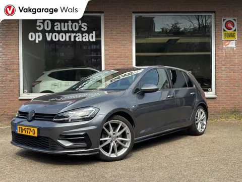 Volkswagen Golf 1.5 TSI Highline Business R | Navi | Virtual | Carplay | Trekhaak | DSG