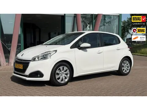 Peugeot 208 1.2 PureTech Blue Lease Active/airco/cruise/pdc/stoelverwarmin/bluetooth.
