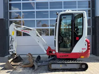 Takeuchi TB216 (bj 2020)