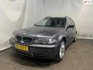 BMW 3-serie Touring 330xi Executive SCHADEAUTO!