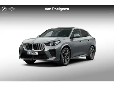 BMW iX2 eDrive20 67 kWh M Sport Edition | M Sportpakket | Premium Pack | Glazen panoramadak