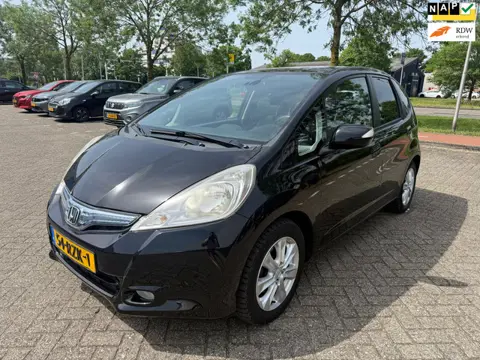 Honda Jazz 1.4 Hybrid Elegance / AUTOMAAT / AIRCO / APK / NAP / PANO / BOEKJES / ZEER NETTE AUTO!!!