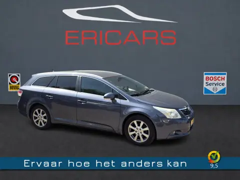 Toyota Avensis wagon 1.8 VVTi Panoramic LEER NAVI TEL TREKHAAK PDC CC