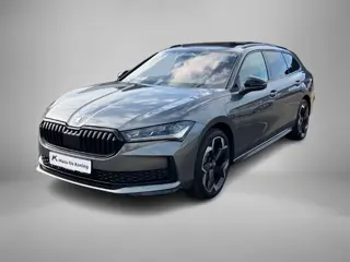 Skoda Superb 1.5TSI PHEV 150kW/204PK Sportline DSG · Panoramadak · Trekhaak · Navigatie · Garantie t