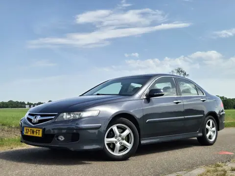 Honda Accord 2.4i Executive (bj 2006, automaat)