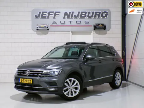 Volkswagen Tiguan 1.4 TSI ACT DSG Highline "Automaat" Panoramadak Apple-Carplay Xenon-LED Leer Virtu