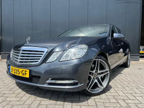 Mercedes-Benz E-klasse 350 CGI Aut/Leer/Navi/Dakje/19"lmv/ZrMooi!!!