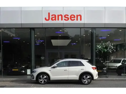 Volkswagen T-Roc 1.5 TSI R-Line Business+ | CARPLAY | ACC | CAMERA | TREKHAAK | 18 INCH