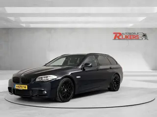 BMW 5-serie- 520i M-Pakket Automaat Panodak,Apple Carpl,Cruise Cont,Camera A,Climate Cont,Stoel verw
