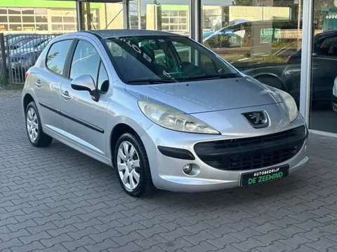 Peugeot 207 1.4-16V Color-line
