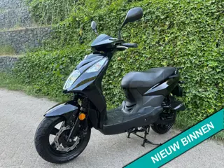SYM Orbit 2 45 km EURO4 Scooter BETAAL met in3