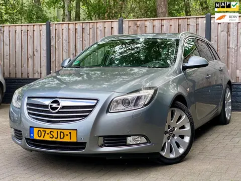 Opel Insignia Sports Tourer 1.6 T Cosmo 1e Eigenaar I NL Auto I DEALER ONDERHOUDEN I NAVI I TREKHAAK