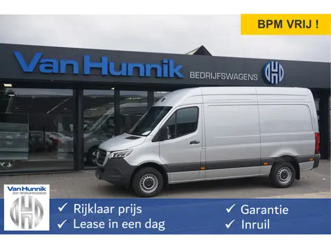 Mercedes-Benz Sprinter 317CDI Pro L2H2 BPM VRIJ!! 10.25" Mbux Cam, Gev. Stoel, 3.5T Trekgewicht, LED