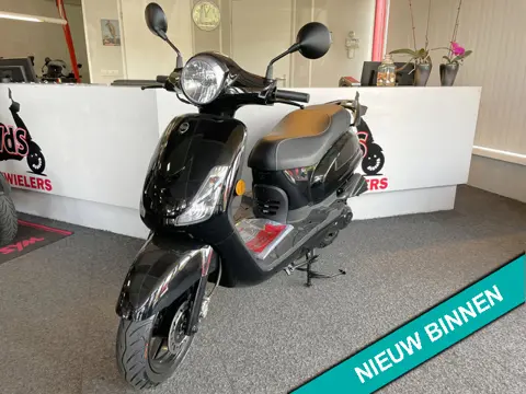 SYM Fiddle 2 EURO5+ Showroom model 13 km BETAAL met in3