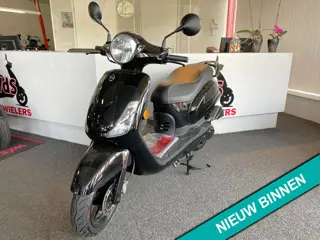 SYM Fiddle 2 EURO5+ Showroom model 13 km BETAAL met in3
