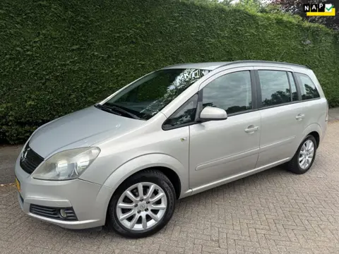 Opel Zafira 1.8 Temptation Airco 7 pers/ APK OKT 26