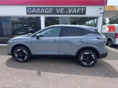 Nissan QASHQAI 1.3 MHEV Xtronic N-Connecta (bj 2025)