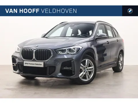 BMW X1 xDrive25e M Sport Automaat / Trekhaak / Sportstoelen / Stoelverwarming / Cruise Control / LED