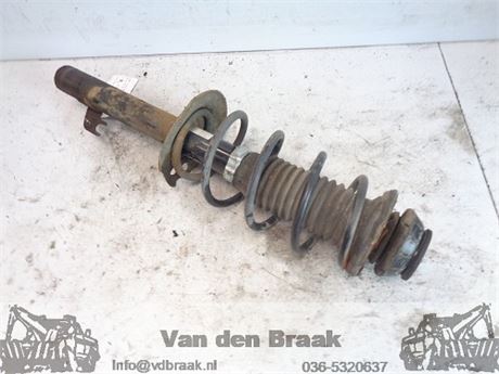 Toyota Aygo 1.0 12V 2005-2022 Veerpoot links voor
