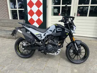 Benelli BKX 300 S ABS A2 (bj 2026)