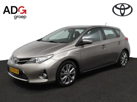 Toyota Auris 1.8 Hybrid Executive | Trekhaak | Navigatie | Half Lederen interieur | Climate Control 