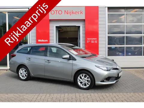 Toyota Auris Touring Sports 1.8 Hybrid Aspiration Limited