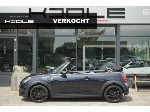 MINI Cabrio 2.0 Cooper S Sidewalk Edition