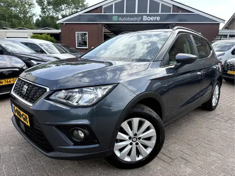 SEAT Arona 1.0 TSI Style Business Intense Trekhaak, Camera