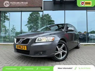 Volvo V50 2.0 Business Pro Edition - Navi - Leder - Trekhaak - Org.NL