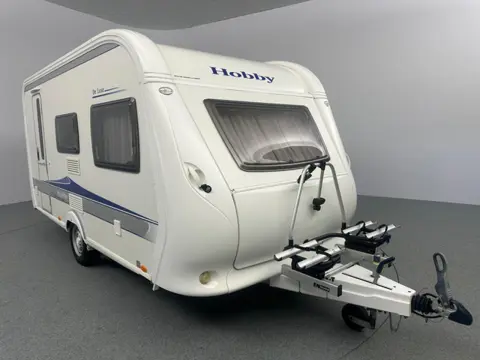 Hobby De Luxe 440 SF Mover Voortent Fietsendrager