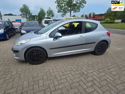 Peugeot 207 1.4-16V Color-line