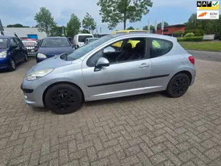 Peugeot 207 1.4-16V Color-line
