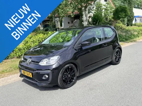 Volkswagen Up! 1.0 BMT high up! 75PK Automaat•Airco•Beats