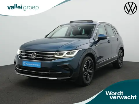 Volkswagen Tiguan 1.4 TSI 245 pk eHybrid Elegance | Panoramadak | IQ Light | Achteruitrijcamera | Ad