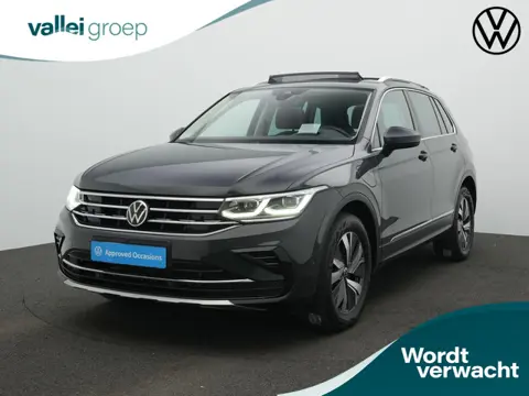 Volkswagen Tiguan 1.4 TSI eHybrid 245 pk Elegance | Panoramadak | IQ Light | Head-Up Display | 360 c