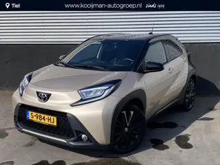 Toyota Aygo X 1.0 VVT-i S-CVT Premium Automaat, NL-auto, 1e eign. JBL, Stoelverwarming, Parkeersenso