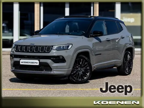 JEEP COMPASS 4XE 240 pk 4x4 Auto. PHEV PANO / CLIMA / LEER / ENZ.