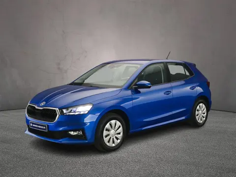 Skoda Fabia Essence 1.0 TSI 95pk Parkeersensor achter, App connect, Snelheidsbegrenzer, Airco, DAB, 