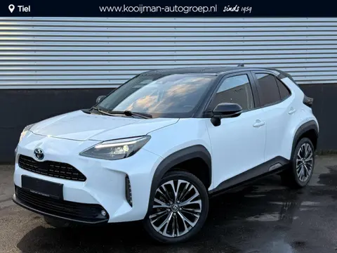Toyota Yaris Cross 1.5 Hybrid Executive Trekhaak, Dodehoekdetectie, HUD, Stoelverwarming, LMV, LED, 