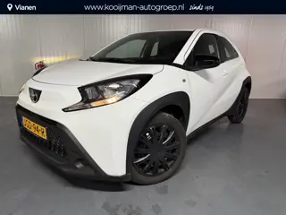 Toyota Aygo X 1.0 VVT-i S-CVT Play