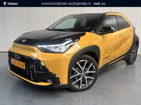 Toyota Aygo X Hybrid 115 GR Sport DEMO KORTING, DIRECT LEVERBAAR, ZEER LUXE AUTO!!!